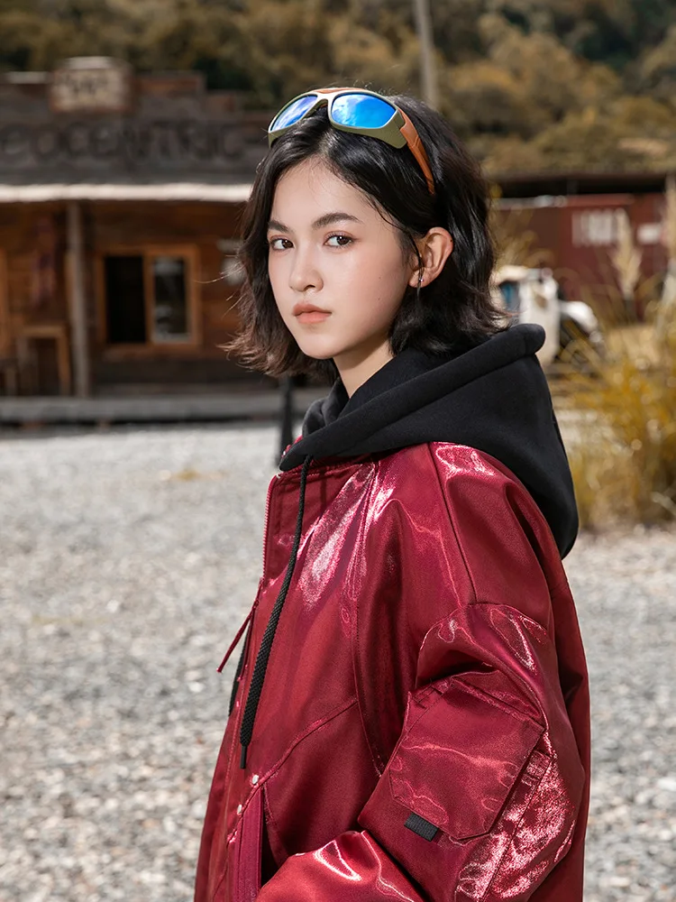 Men Women Winter Streetwear Metallic Glossy Loose Casual Hooded Down Jacket Fashion Warm Thick Down Bomber Coat Varsity Jacket - Image 4